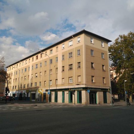 Apartamento Turistico Marcelo Celayeta At Cerca Del Centro Pamplona Dış mekan fotoğraf