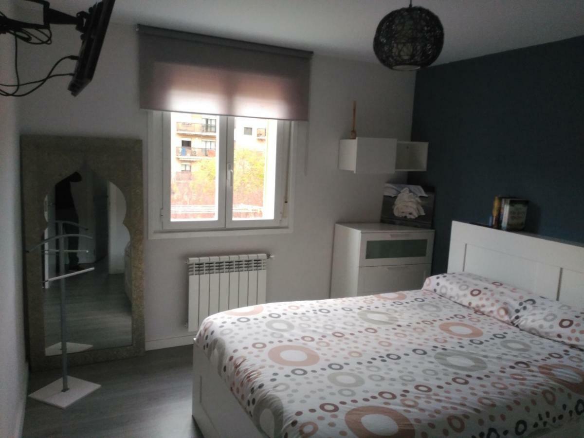 Apartamento Turistico Marcelo Celayeta At Cerca Del Centro Pamplona Dış mekan fotoğraf
